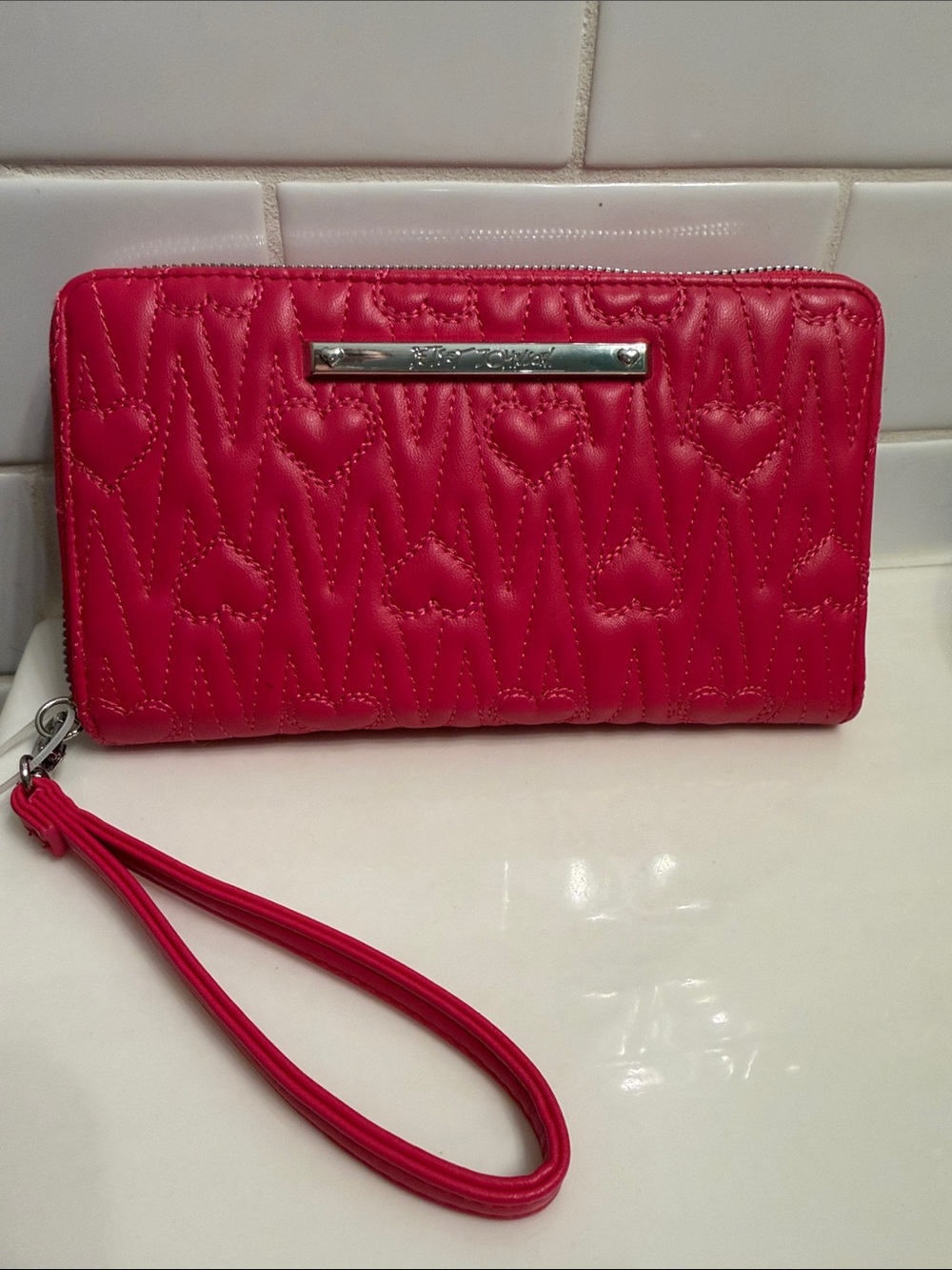 Betsey Johnson Quilted Heart Wristlet - Pink
